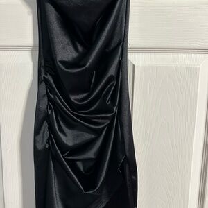 Windsor Elegant Black Strapless Dress